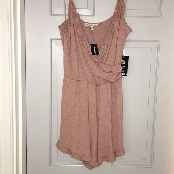 Express Romper - Picture 2 of 4